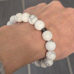 Howlite Bracelet